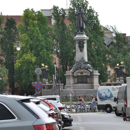 Stare Miasto - Trebacka Varsovia Exterior foto